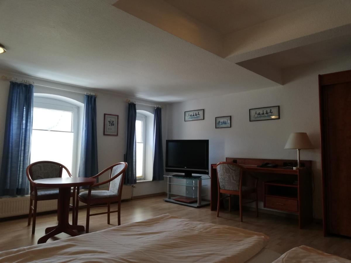 Büdelsdorf Hotel Dorfschaenke מראה חיצוני תמונה