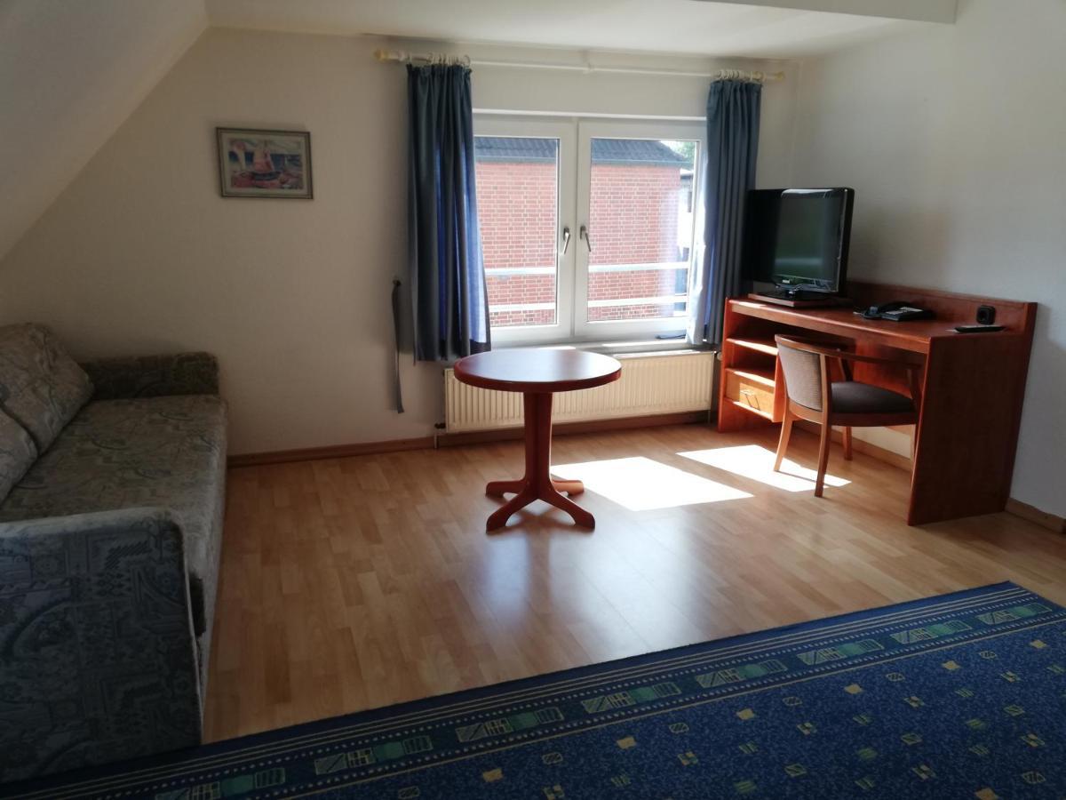 Büdelsdorf Hotel Dorfschaenke מראה חיצוני תמונה